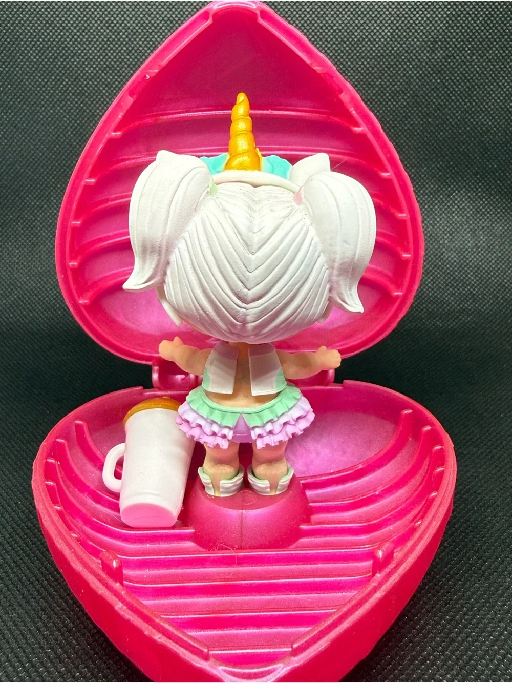 L.O.L. Surprise! Confetti Pop Unicorn